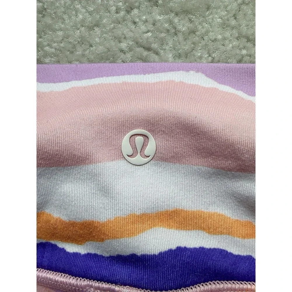 Lululemon True Self Crop Womens Leggings Size 6 Bleacher Stripe White Iris